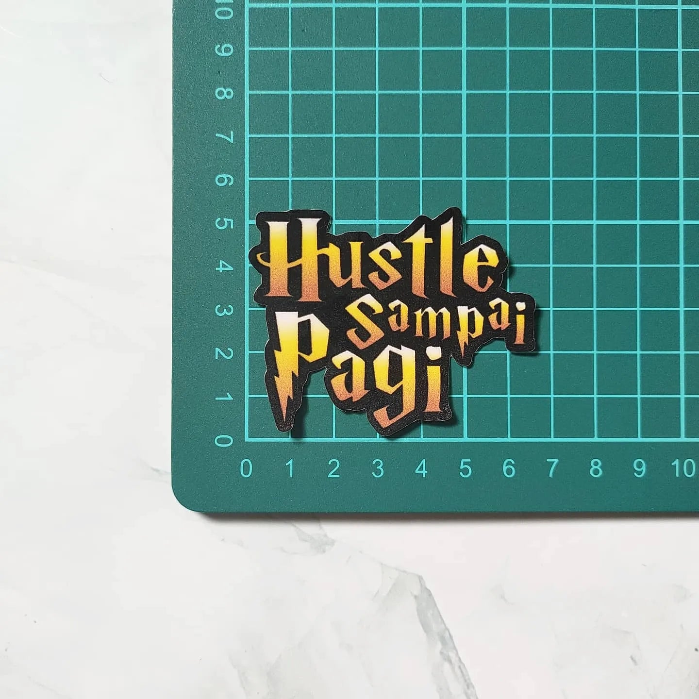 Hustle #01